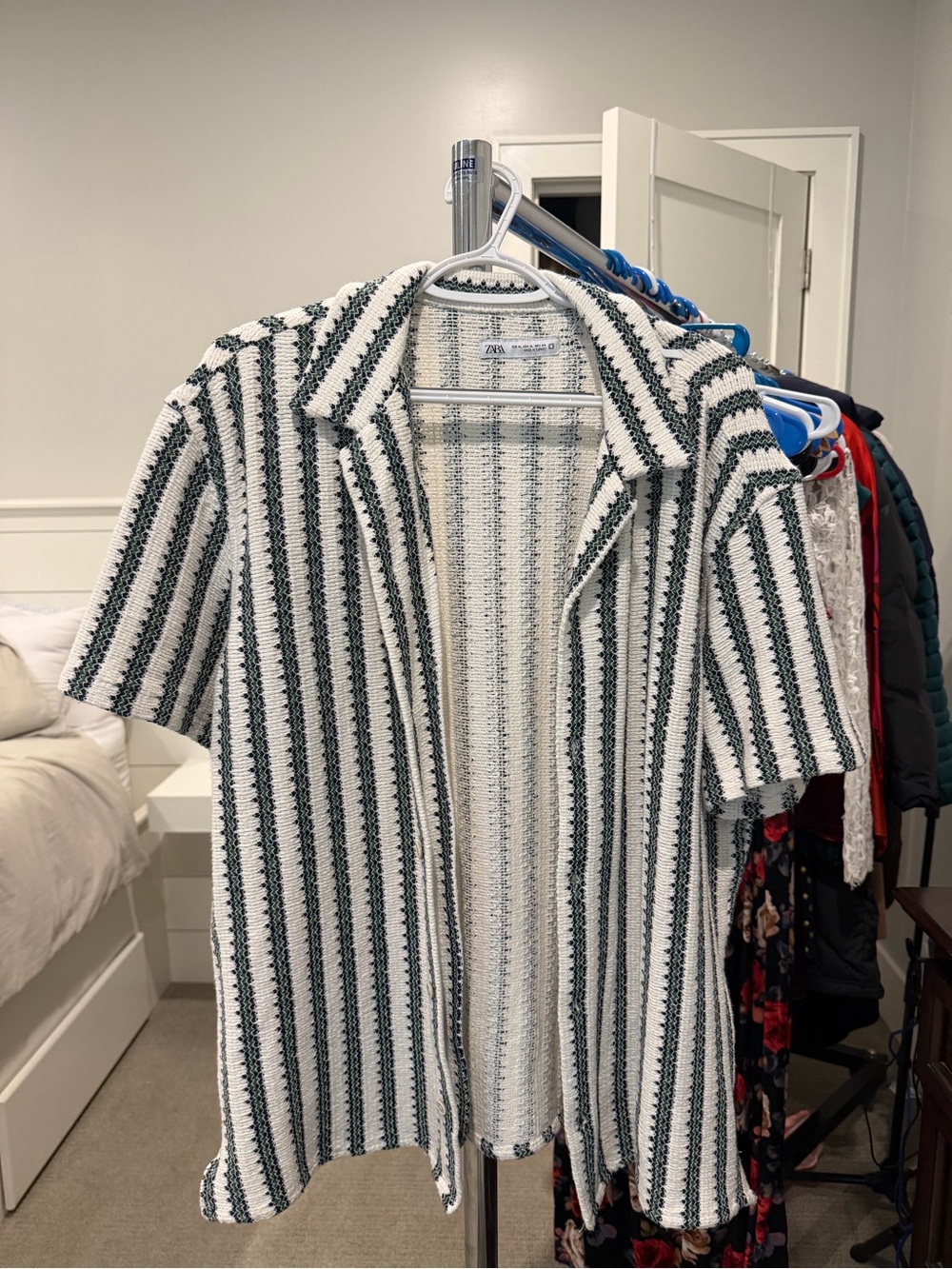 Zara Men’s Short-Sleeve Button-Down — White & Dark Green Stripes